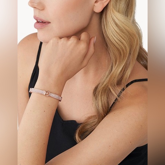 Michael Kors Rose Gold-Tone Brass Bangle Bracelet NWT. - Picture 2 of 6